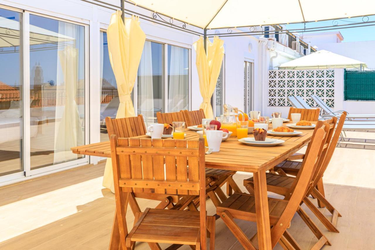 מאלגה Fun Building Terraces By Homeabout מראה חיצוני תמונה
